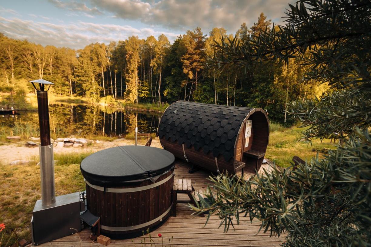 Osada Skoczkowo Komfortowe Domki Z Jacuzzi Nad Jeziorem- Sauna- Balia- Prywatny Staw Wedkarski Podiazy Exterior foto