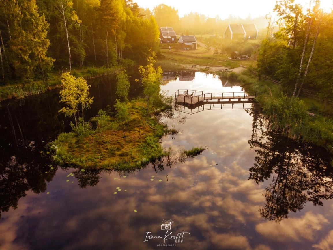 Osada Skoczkowo Komfortowe Domki Z Jacuzzi Nad Jeziorem- Sauna- Balia- Prywatny Staw Wedkarski Podiazy Exterior foto