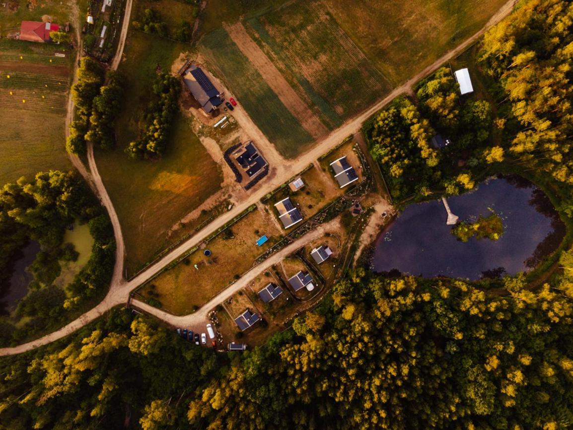 Osada Skoczkowo Komfortowe Domki Z Jacuzzi Nad Jeziorem- Sauna- Balia- Prywatny Staw Wedkarski Podiazy Exterior foto