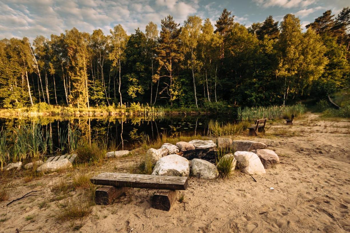 Osada Skoczkowo Komfortowe Domki Z Jacuzzi Nad Jeziorem- Sauna- Balia- Prywatny Staw Wedkarski Podiazy Exterior foto